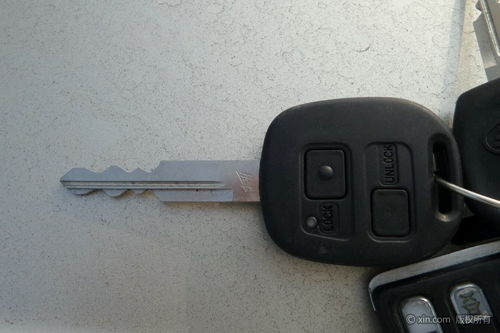 汽车钥匙丢了怎么配多少钱，汽车遥控钥匙配一把多少钱