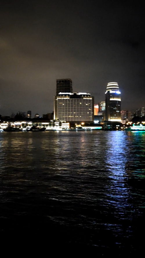 北京最繁华的夜景，北京比较热闹的夜市在哪里