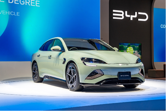 比亚迪携五款新能源车型亮相东京车展