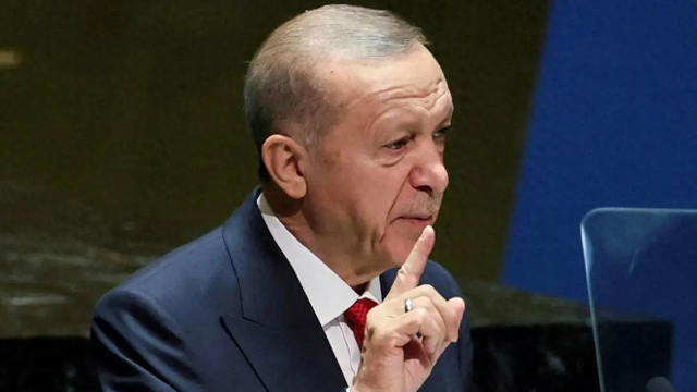 土耳其股指收盘重挫7.1%，盘中两次触发熔断机制