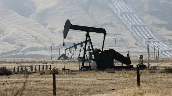 美国WTI原油周四收高2.5% 风险偏好上升令油价得到支撑