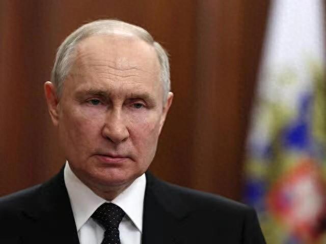 普京：俄罗斯不是一个“加油站”国家，须在关键领域实现自给自足