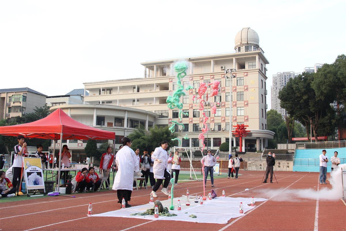 当知识走出课本，这场“科技嘉年华”让学生好上头