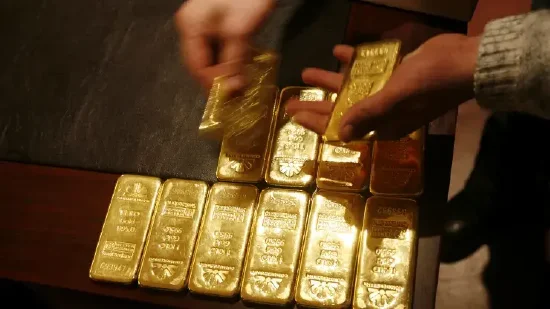 纽约黄金期货周二收高0.8% 创一个月来最大百分比涨幅