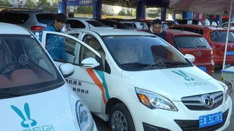 2万左右的加油小型车_2万左右的小汽车