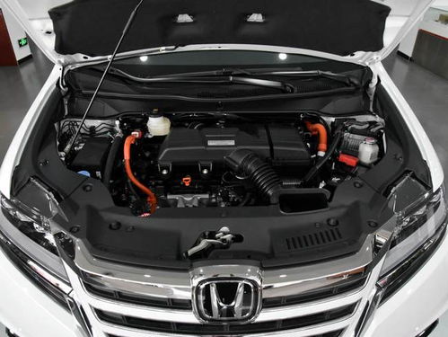 油电混合商务车7座_大通油电混合商务车7座