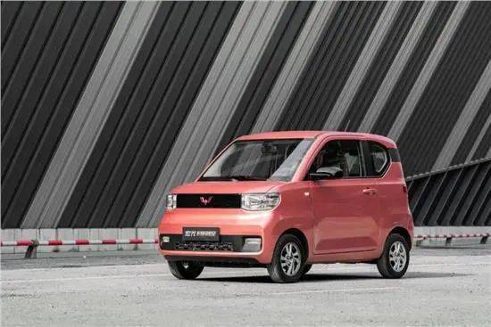 五菱新能源电动汽车_五菱新能源电动汽车价格及图片