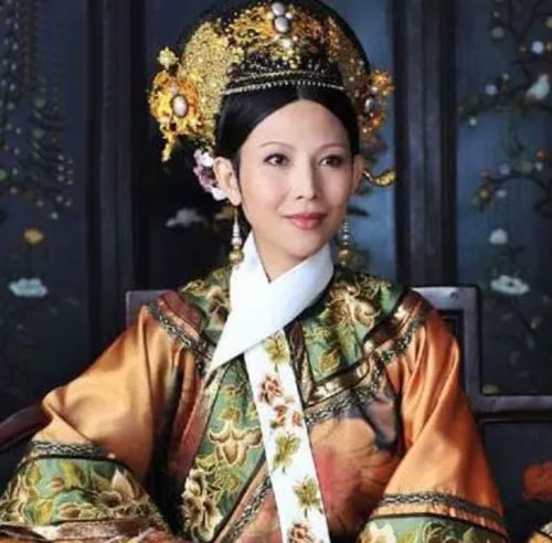 短剧嬛嬛，娘娘重生了免费在线观看_甄嬛传娘娘生孩子视频--第1张