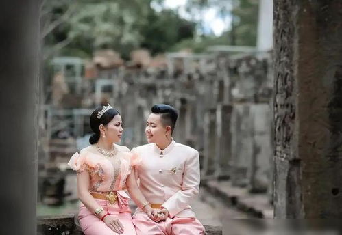 短剧夜少，你老婆又跑了免费在线观看_夜少你老婆女扮男装--第1张