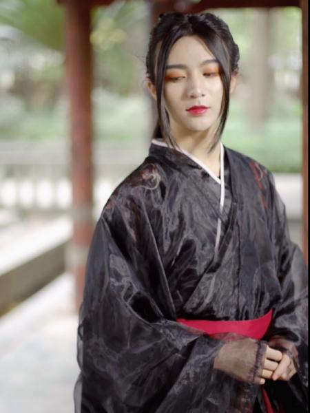 热播短剧王妃携子归来王爷宠翻了长篇免费在线观看_王妃携子藏空间消失的小说--第1张
