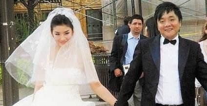 短剧闪婚哑妻竟成总裁掌心宠免费在线观看_闪婚哑夫超有钱!--第1张