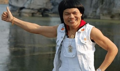 短剧离婚后，冷艳前妻跪求上位免费在线观看_离婚后前妻a爆了笔趣阁--第1张