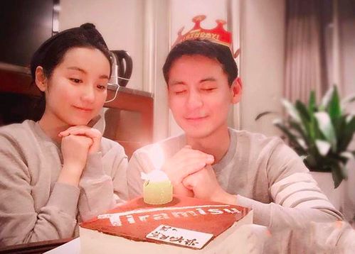短剧闪婚后，千亿老公狂宠我免费在线观看_闪婚盛宠千亿老公好会爱 安静花开--第1张