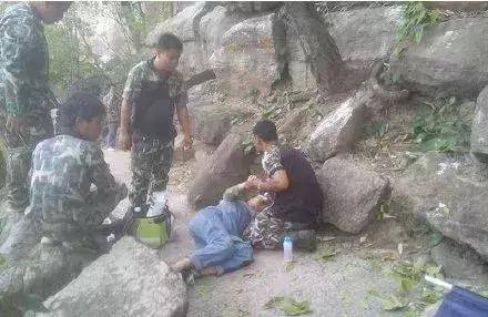 短剧新：重生后我嫁给了渣男的死对头免费在线观看_重生后我嫁给了渣男的死对头视频--第1张