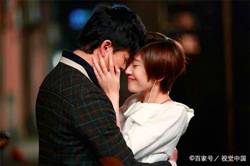 热播短剧闪婚后和傅少互飙演技免费在线观看_闪婚 傅少超可爱--第1张