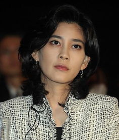 短剧夫人离婚后疯批总裁他慌了顾总的女仆悲妻全集观看_夫人她总想离婚免费阅读全文--第1张