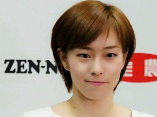 短剧职场风云我被美女包围了短剧完整版 短剧职场风云，我被美女包围了！--第1张