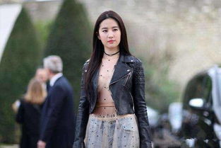 热播短剧真千金又美又飒全集完整版在线观看 热播短剧真千金又美又飒全集完整版在线观看--第1张