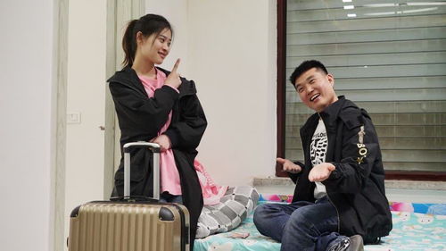 热播短剧离婚后夫人马甲震惊全球全集完整版在线观看 离婚后夫人马甲震惊全球，全集完整版在线观看--第1张