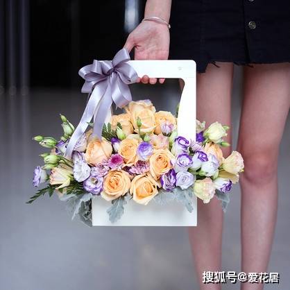香槟玫瑰可以送闺蜜吗 香槟玫瑰可以送闺蜜吗--第1张