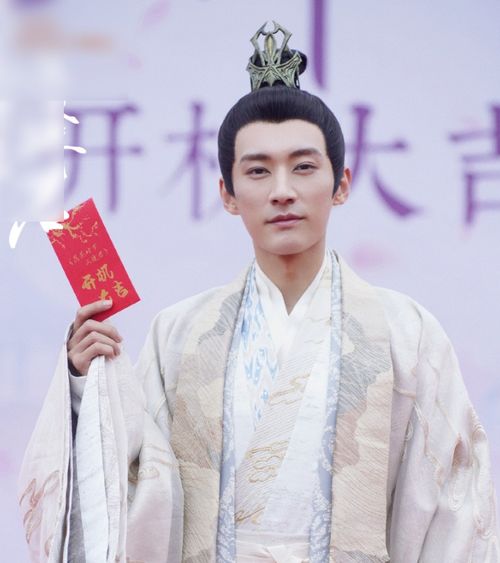  守护你直至云开月明，一部热播短剧的在线免费全集观看之旅，守护之旅，一部热播短剧的在线免费全集观看之旅--第1张