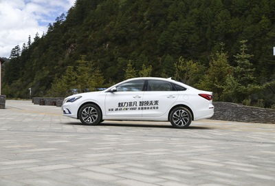 逸动ev460_逸动EV460的BCM在?照片它的作用是?--第1张
