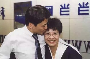  热播短剧破产总裁手撕拜金女友在线免费观看全集，总裁女友复仇记，手撕拜金女--第1张