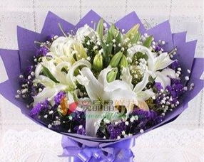  送长辈生日鲜花——一份温馨而特别的礼物，送长辈生日鲜花——表达关爱与祝福的温馨礼物--第1张