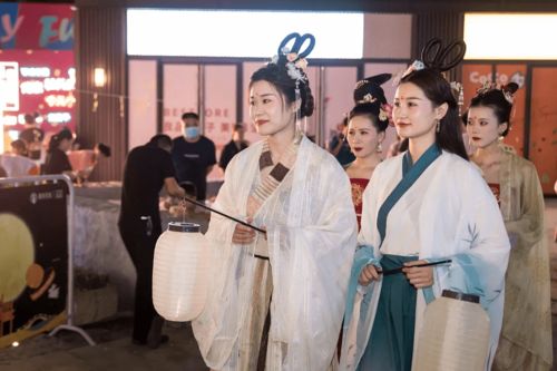  惊玉人热播短剧免费全集，一场视觉与情感的盛宴--第1张