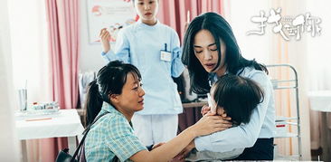  热播短剧归来后，首富妈妈爆我马甲免费全集--第1张
