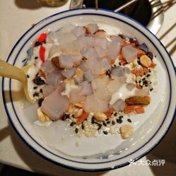  碎冰粉玫瑰花语是什么--第1张