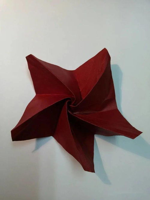  立体玫瑰花折纸教程，立体玫瑰花折纸教程，教你折出浪漫的玫瑰花束--第1张