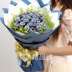  33朵蓝色妖姬的花语，33朵蓝色妖姬的花语是无尽的祝福或深情的爱。--第1张