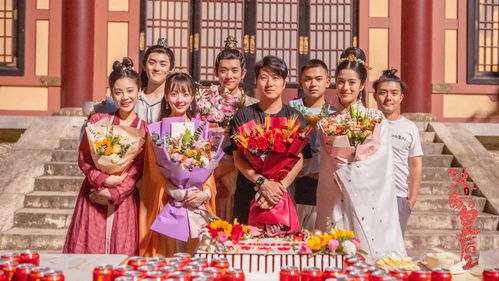  短剧肥宅当皇后全集观看--第1张