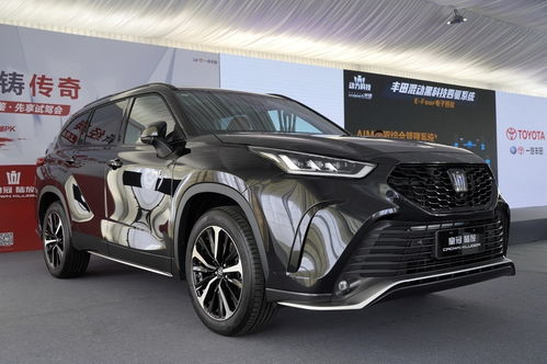 丰田皇冠陆放suv2022全新款图片_丰田皇冠陆放报价及图片--第1张