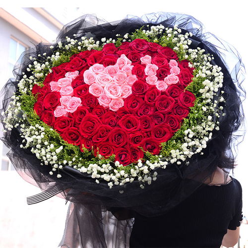  99朵玫瑰花多大一束，一束99朵玫瑰花的大小--第1张