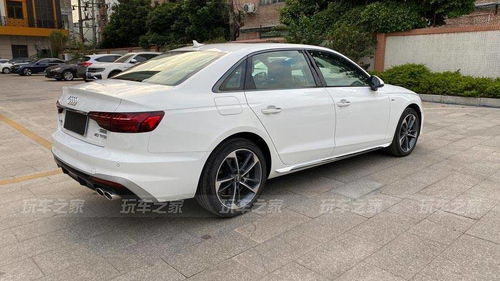 奥迪a4l内饰改装_奥迪a4l内饰改装方案--第1张