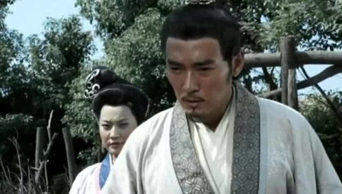 短剧王者归来之衣锦还乡全集观看  短剧王者归来之衣锦还乡全集观看，王者归来之衣锦还乡全集免费观看--第1张