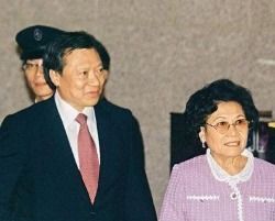 离婚后重归巅峰离婚后公布亿万身价免费全集资讯  离婚后重归巅峰，离婚后公布亿万身价免费全集资讯，离婚后重归巅峰，亿万身价曝光，免费全集资讯大揭秘--第1张