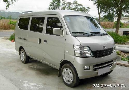 长安4500双后开门面包车_长安4500双后开门面包车质量怎么样--第1张