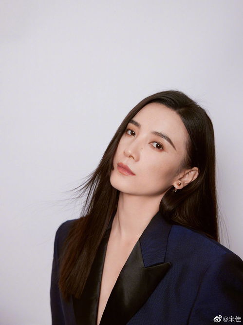 总裁夫人又美又飒短剧  总裁夫人又美又飒短剧，总裁夫人又美又飒，短剧故事情节引人入胜--第1张