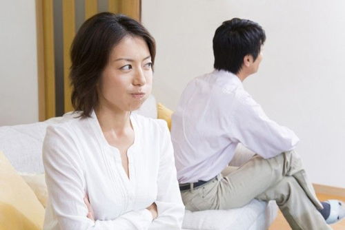 离婚后带崽嫁给千亿霸总短剧  离婚后带崽嫁给千亿霸总短剧，离婚后带崽嫁给千亿霸总，再婚短剧--第1张