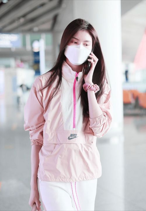 再婚之真大佬她又娇又飒短剧  再婚之真大佬她又娇又飒短剧，再婚之真大佬她又娇又飒，短剧故事情节引人入胜--第1张