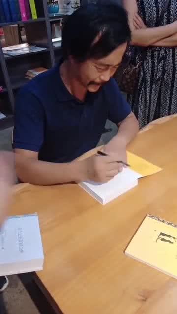 沈先生为何要这样对我短剧  沈先生为何要这样对我短剧--第1张