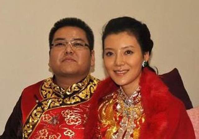 新版分手当天我闪婚了亿万富豪短剧  新版分手当天我闪婚了亿万富豪短剧，新版分手当天我闪婚了亿万富豪，短剧故事--第1张
