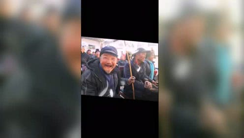 尘埃里的光短剧在线观看全集  尘埃里的光短剧在线观看全集，尘埃里的光短剧在线观看全集，寻找生活中的美好瞬间--第1张