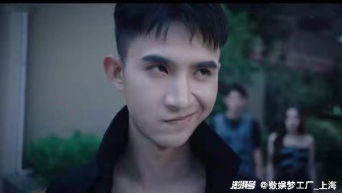 白衣龙王短剧在线观看全集  白衣龙王短剧在线观看全集，白衣龙王短剧在线观看全集，揭秘神秘白衣龙王传奇--第1张