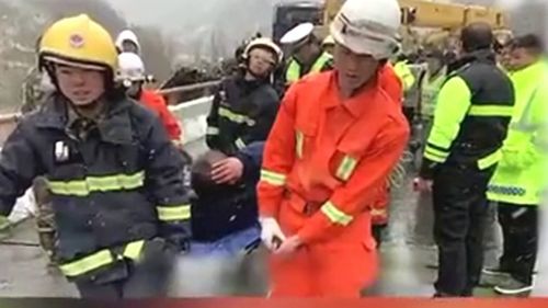 极限营救短剧在线观看  极限营救短剧在线观看，极限营救，生死救援--第1张