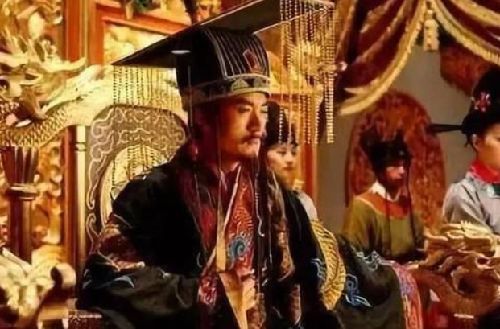 新版回到古代做昏君一心求死群臣却说我是千古明君短剧在线观看  新版回到古代做昏君一心求死群臣却说我是千古明君短剧在线观看，穿越成昏君，我本求死，却被臣下奉为明君--第1张