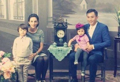 秦总您的戏精老婆又作妖了短剧在线观看  秦总您的戏精老婆又作妖了短剧在线观看，霸道总裁和他的戏精老婆，秦总您的戏精老婆又作妖了--第1张